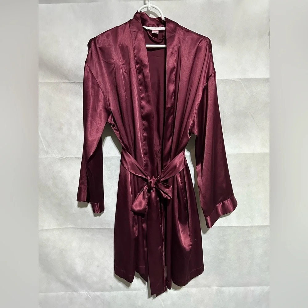 Victoria’s Secret One Size O/S Burgundy Satin Robe Dream Angels S M L XL Pocket